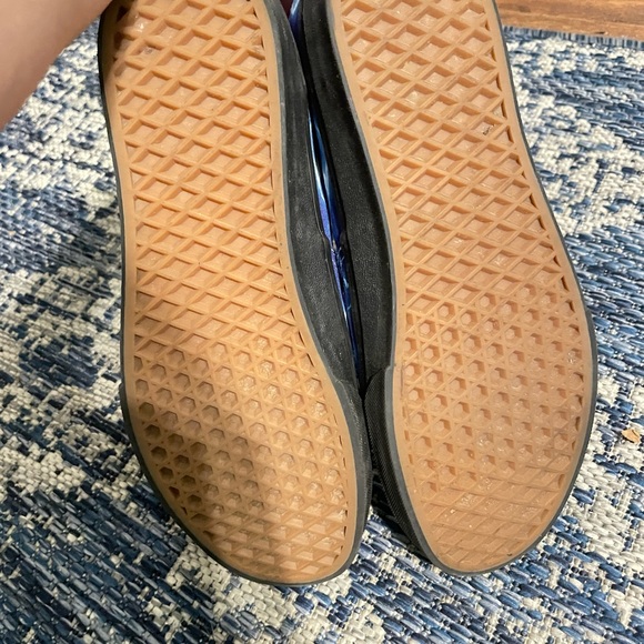 Vans - Picture 5 of 5